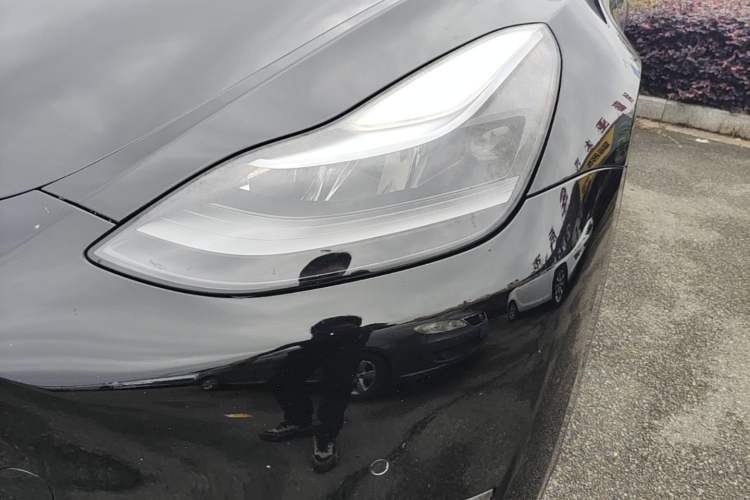 Used Tesla Model Y 2021 Standard Range Rear-Wheel Drive Version Left Front Headlight