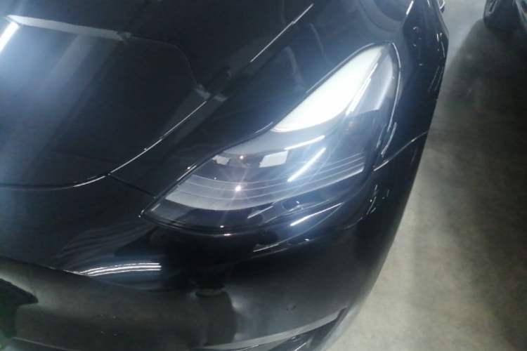 Used Tesla Model Y 2021 Standard Range Rear-Wheel Drive Version Left Front Headlight