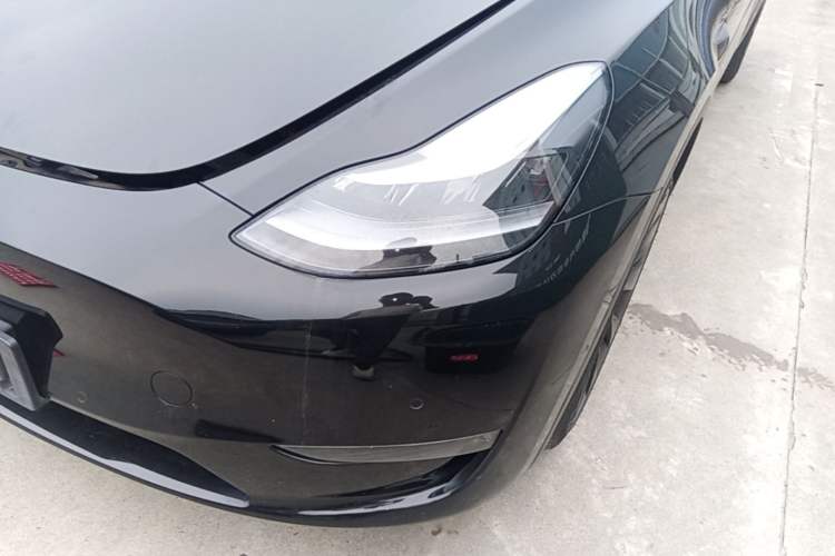 Used Tesla Model Y 2021 Long-Range All-Wheel-Drive Version Left Front Headlight
