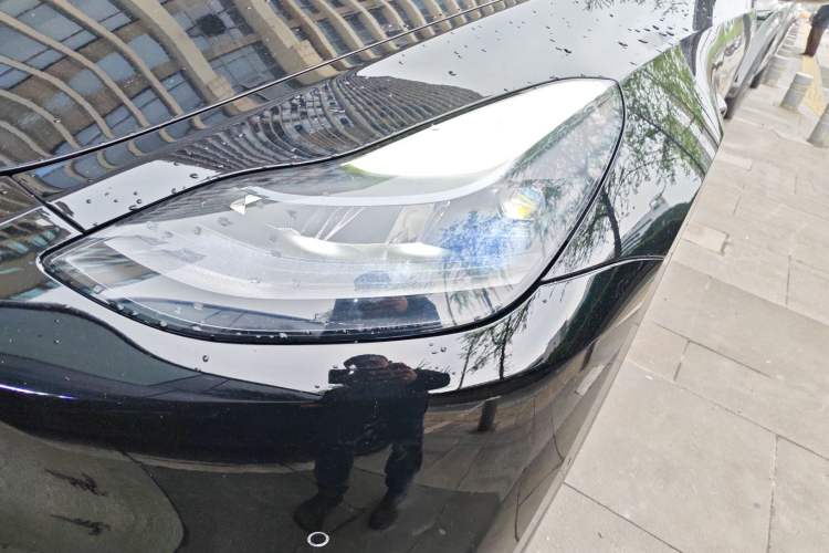 Used Tesla Model Y 2021 Standard Range Rear-Wheel Drive Version Left Front Headlight