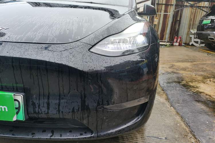 Used Tesla Model Y 2021 Standard Range Rear-Wheel Drive Version Left Front Headlight