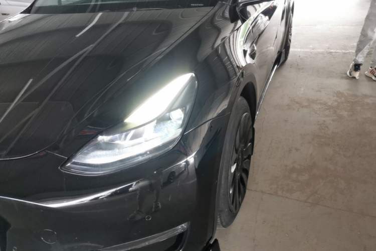 Used Tesla Model Y 2021 Standard Range Rear-Wheel Drive Version Left Front Headlight