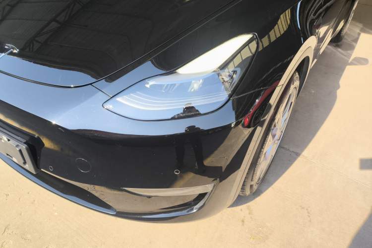 Used Tesla Model Y 2021 Standard Range Rear-Wheel Drive Version Left Front Headlight