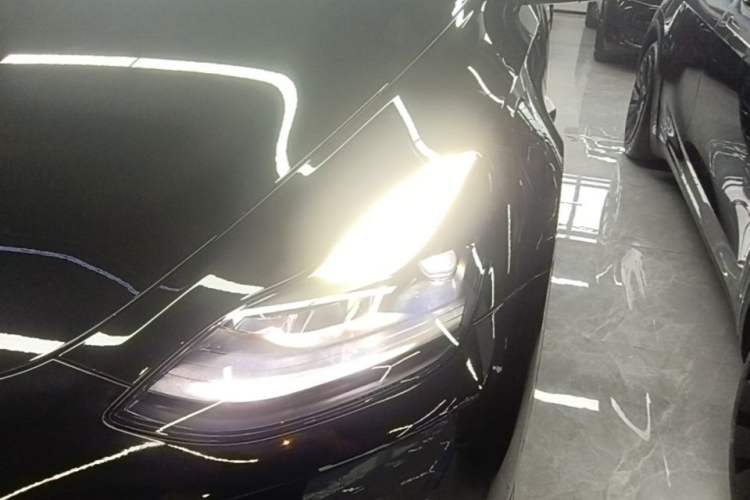 Used Tesla Model Y 2021 Standard Range Rear-Wheel Drive Version Left Front Headlight