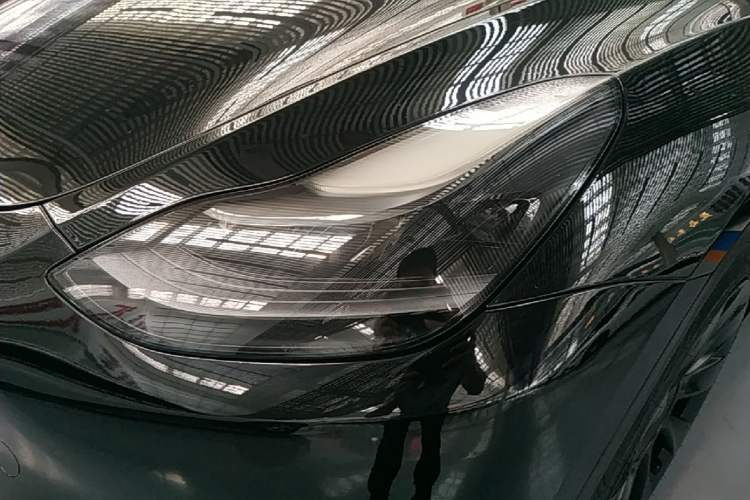 Used Tesla Model Y 2021 Standard Range Rear-Wheel Drive Version Left Front Headlight