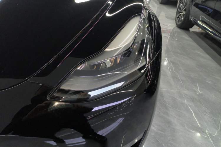 Used Tesla Model Y 2021 Standard Range Rear-Wheel Drive Version Left Front Headlight