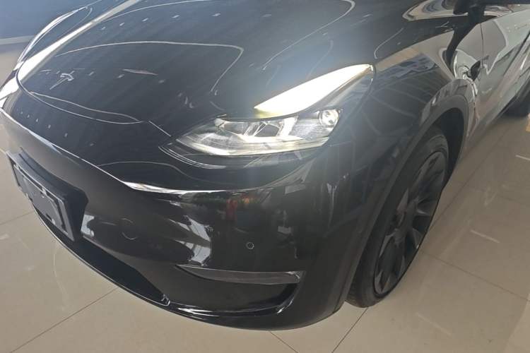 Used Tesla Model Y 2021 Standard Range Rear-Wheel Drive Version Left Front Headlight