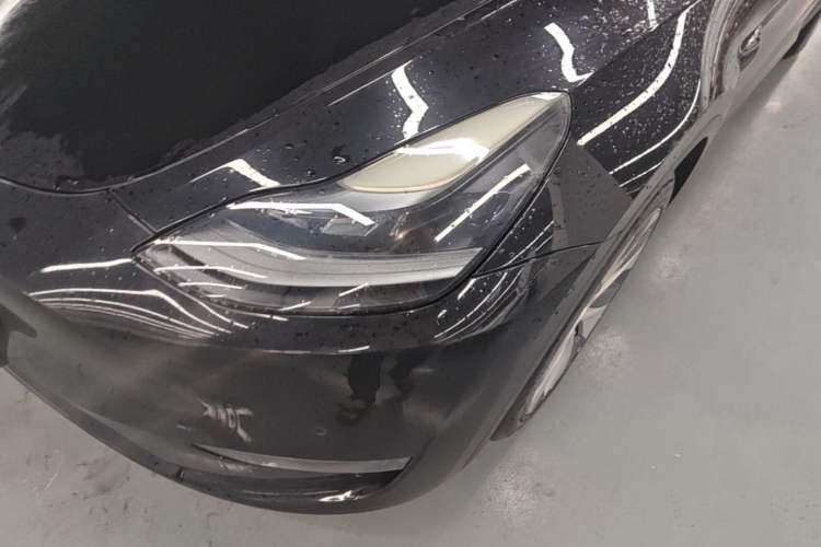 Used Tesla Model Y 2021 Standard Range Rear-Wheel Drive Version Left Front Headlight