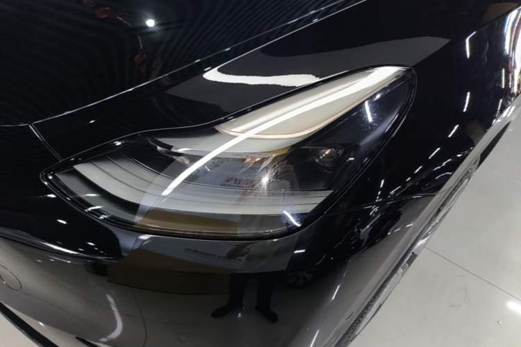 Used Tesla Model Y 2021 Standard Range Rear-Wheel Drive Version Left Front Headlight