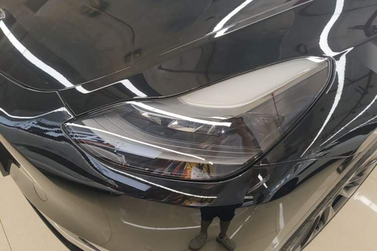 Used Tesla Model Y 2021 Standard Range Rear-Wheel Drive Version Left Front Headlight