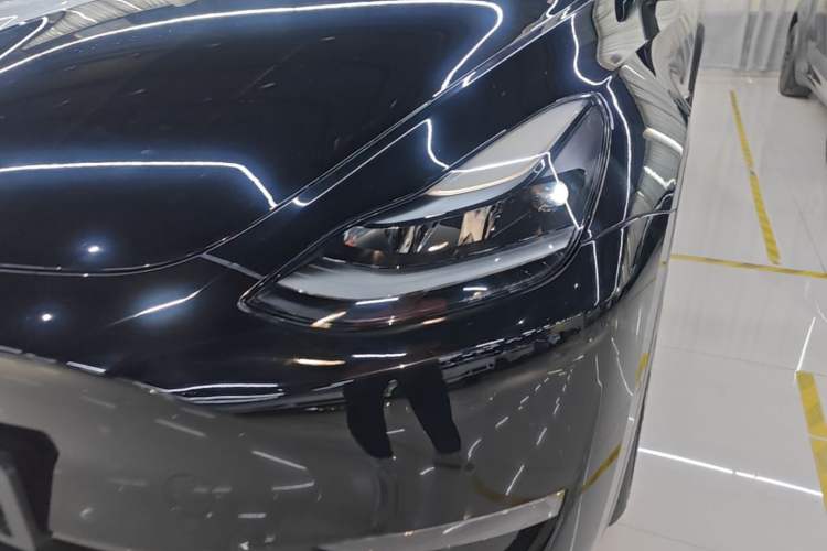 Used Tesla Model Y 2021 Standard Range Rear-Wheel Drive Version Left Front Headlight