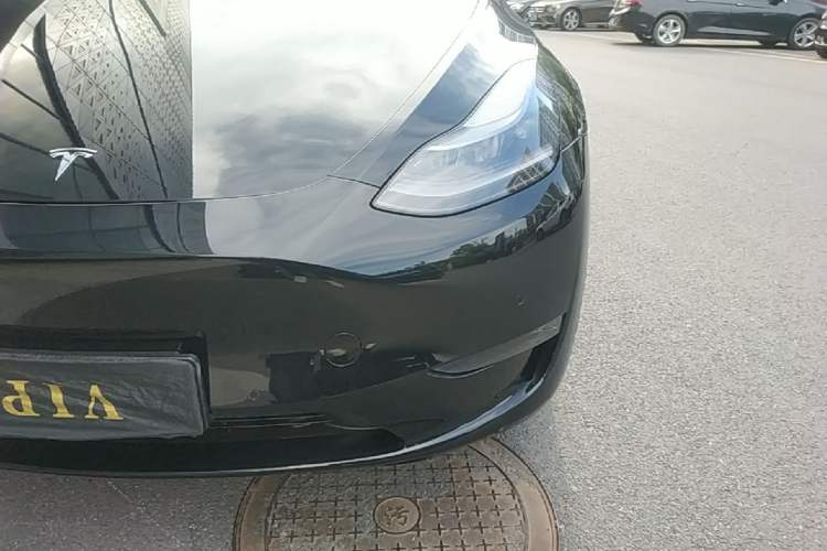 Used Tesla Model Y 2021 Standard Range Rear-Wheel Drive Version Left Front Headlight