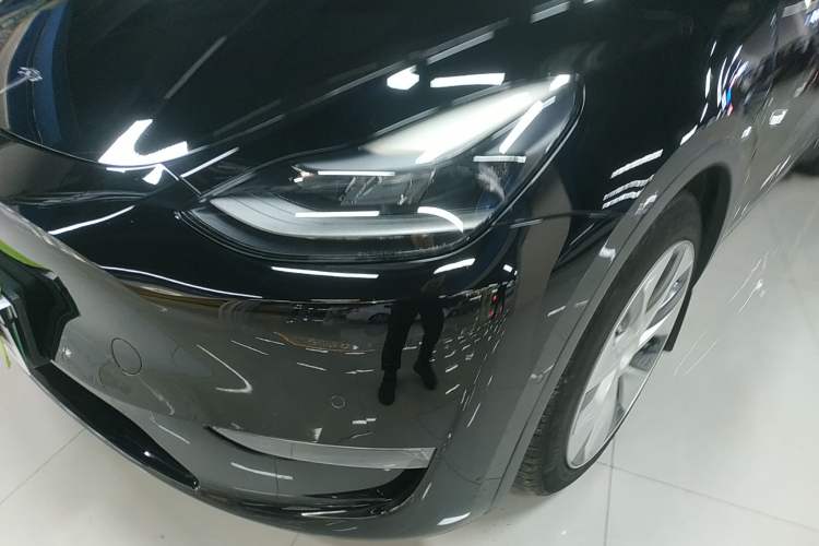 Used Tesla Model Y 2021 Standard Range Rear-Wheel Drive Version Left Front Headlight