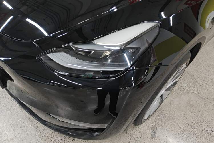 Used Tesla Model Y 2021 Standard Range Rear-Wheel Drive Version Left Front Headlight