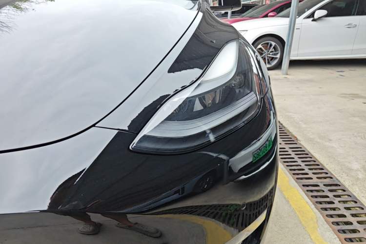Used Tesla Model Y 2021 Standard Range Rear-Wheel Drive Version Left Front Headlight