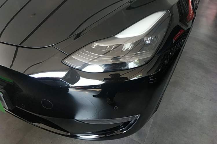 Used Tesla Model Y 2021 Standard Range Rear-Wheel Drive Version Left Front Headlight