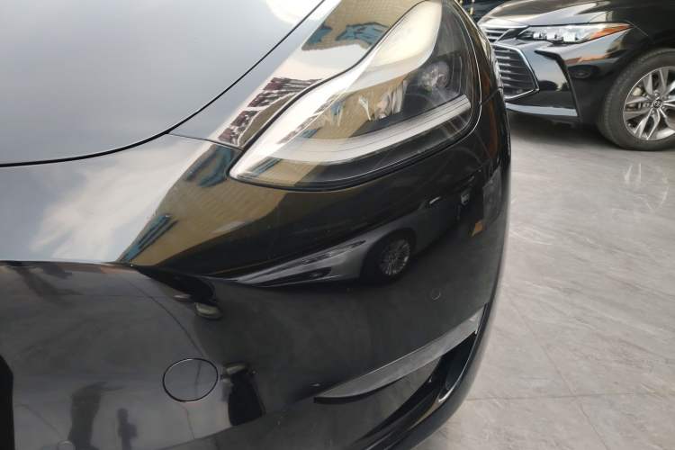 Used Tesla Model Y 2021 Standard Range Rear-Wheel Drive Version Left Front Headlight