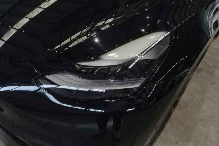 Used Tesla Model Y 2021 Standard Range Rear-Wheel Drive Version Left Front Headlight