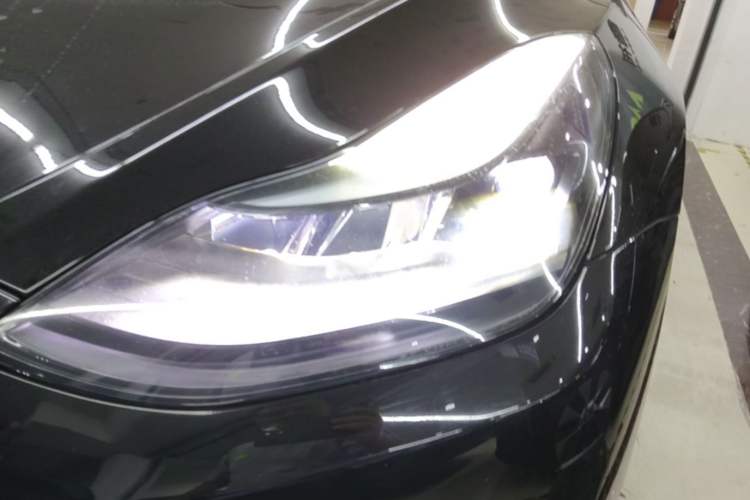 Used Tesla Model Y 2021 Standard Range Rear-Wheel Drive Version Left Front Headlight