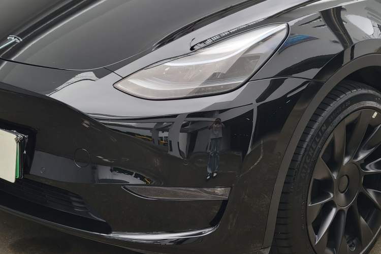 Used Tesla Model Y 2021 Standard Range Rear-Wheel Drive Version Left Front Headlight