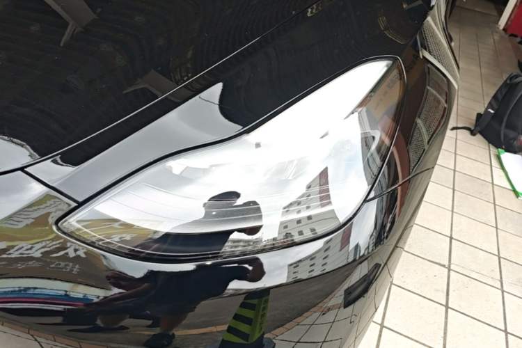 Used Tesla Model Y 2021 Standard Range Rear-Wheel Drive Version Left Front Headlight