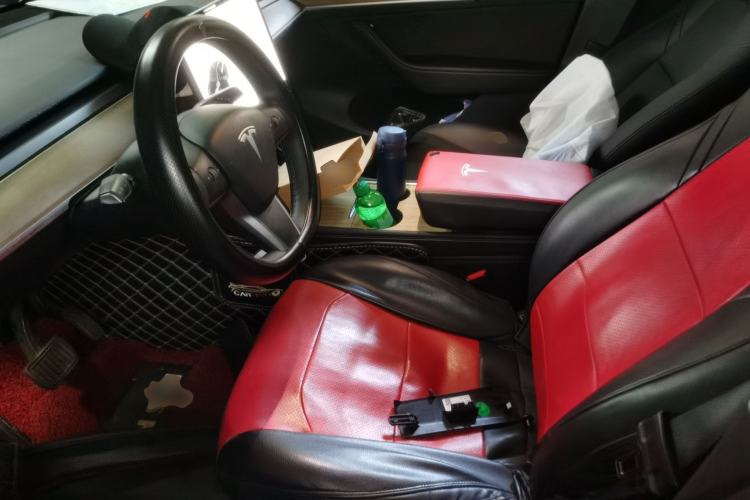 Used Tesla Model Y 2021 Standard Range Rear-Wheel Drive Version Left Front Seat