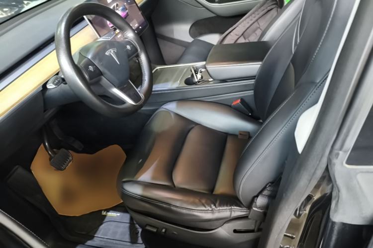 Used Tesla Model Y 2021 Revised Version 2 Long-Range All-Wheel-Drive Edition Left Front Seat