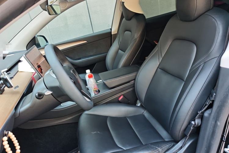 Used Tesla Model Y 2021 Standard Range Rear-Wheel Drive Version Left Front Seat