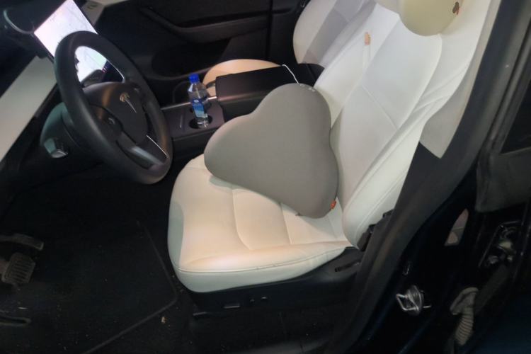 Used Tesla Model Y 2021 Standard Range Rear-Wheel Drive Version Left Front Seat