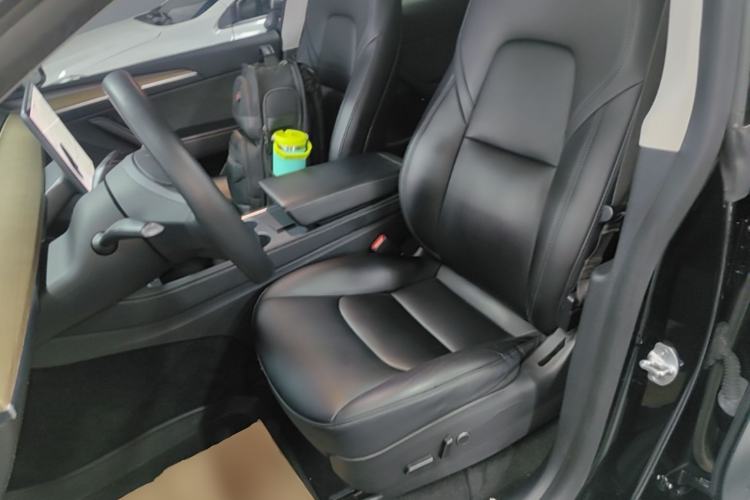 Used Tesla Model Y 2021 Standard Range Rear-Wheel Drive Version Left Front Seat