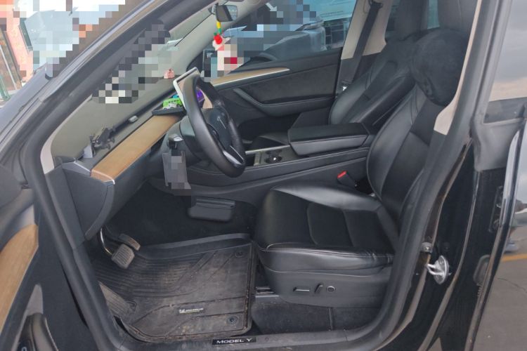 Used Tesla Model Y 2021 Revised Version 2 Long-Range All-Wheel-Drive Edition Left Front Seat