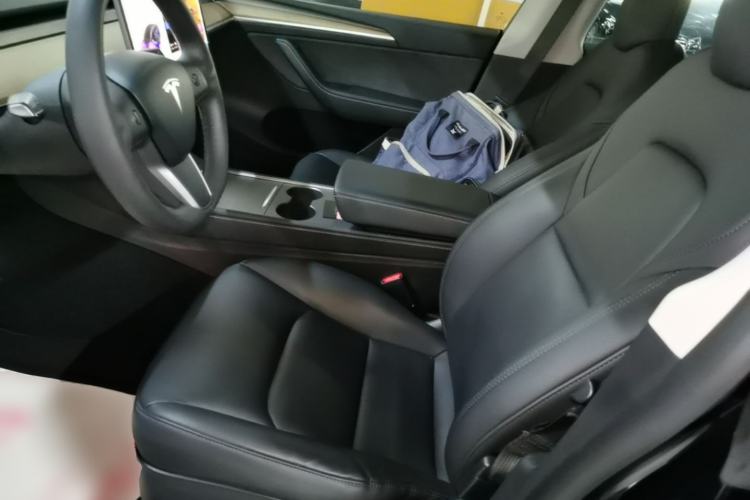 Used Tesla Model Y 2021 Long-Range All-Wheel-Drive Version 3D7 Left Front Seat