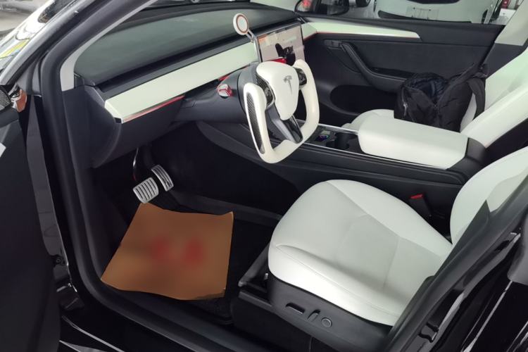 Used Tesla Model Y 2021 Performance High-Performance All-Wheel-Drive Version Left Front Seat