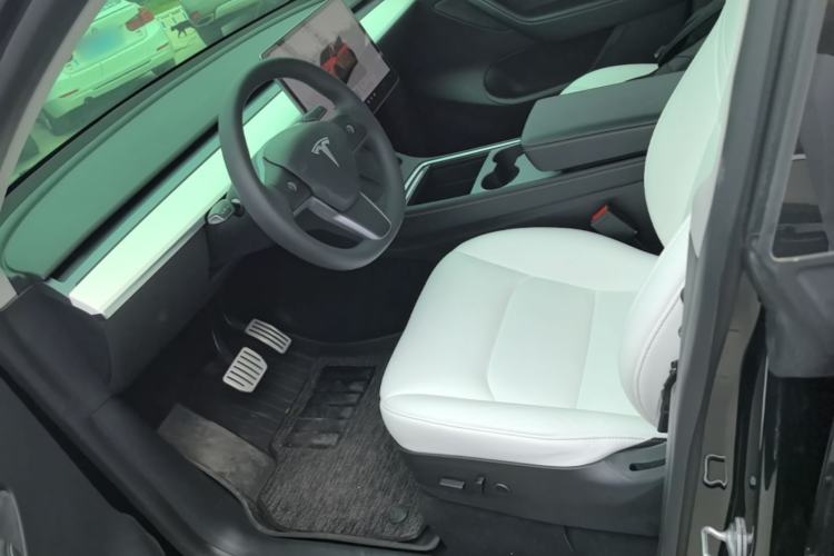 Used Tesla Model Y 2021 Performance High-Performance All-Wheel-Drive Version Left Front Seat