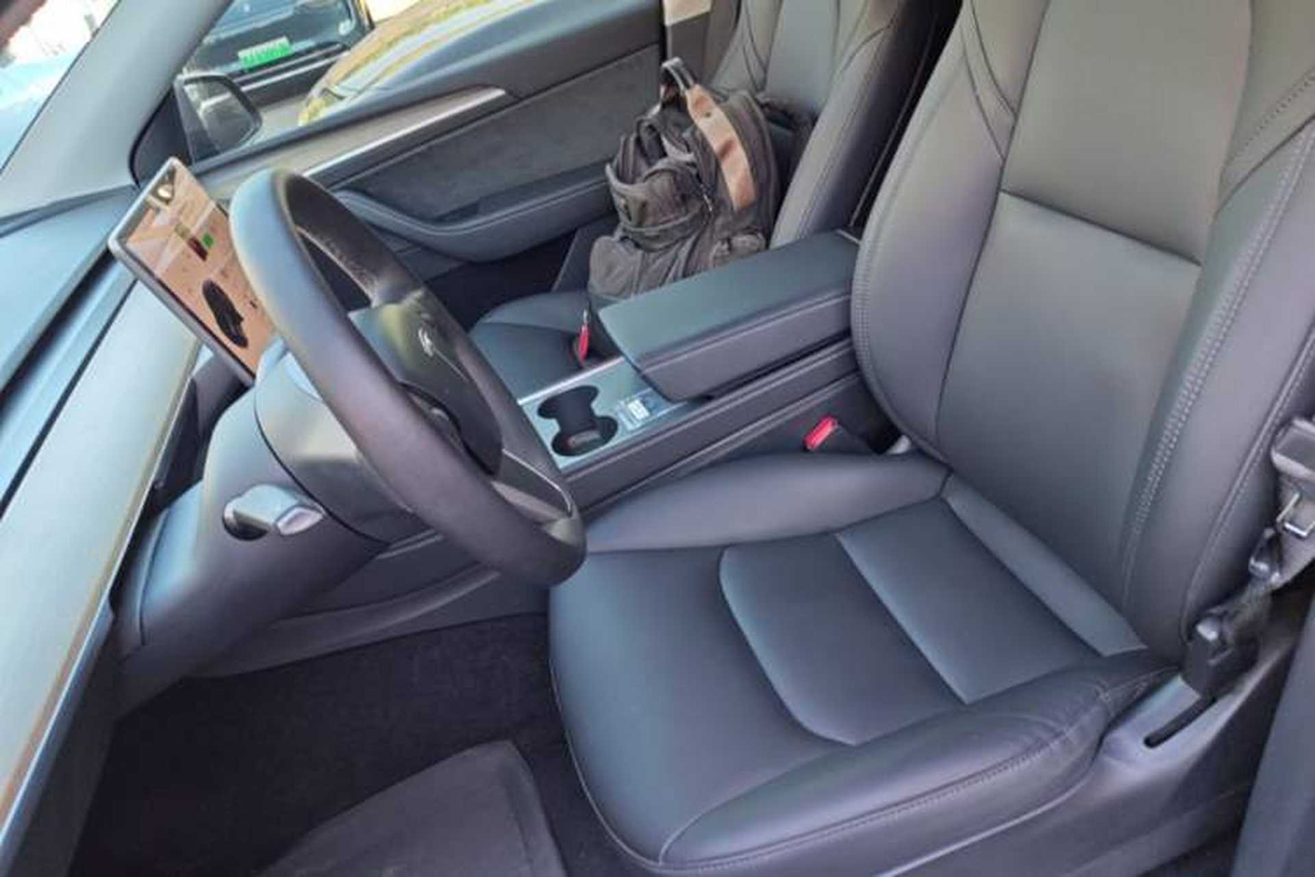 Used Tesla Model Y 2021 Long-Range All-Wheel-Drive Version Left Front Seat