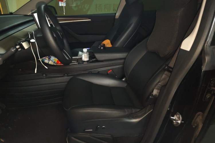 Used Tesla Model Y 2021 Long-Range All-Wheel-Drive Version 3D7 Left Front Seat