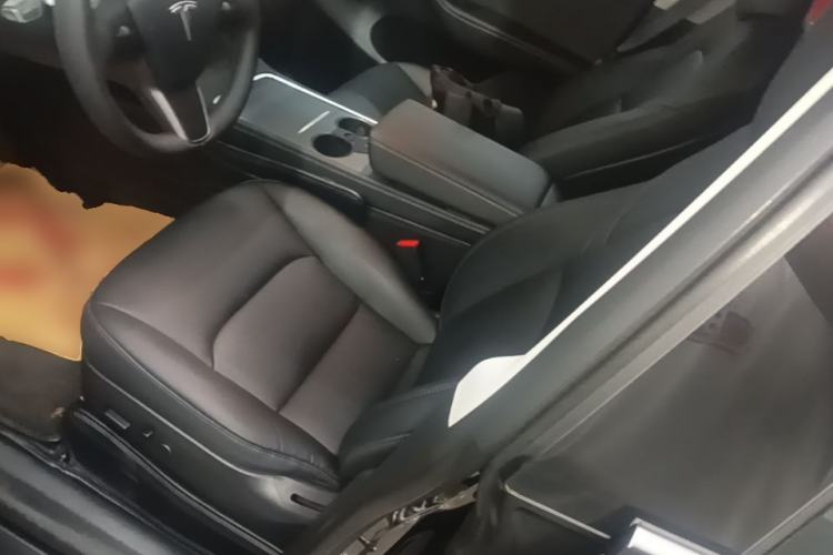 Used Tesla Model Y 2021 Revised Version 2 Long-Range All-Wheel-Drive Edition Left Front Seat