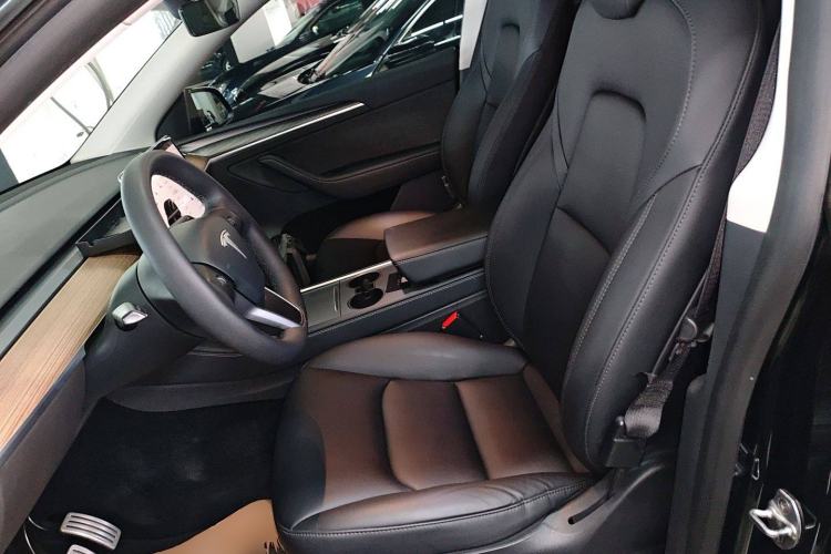 Used Tesla Model Y 2021 Performance High-Performance All-Wheel-Drive Version Left Front Seat