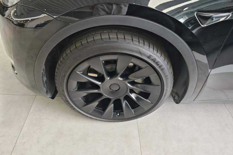 Used Tesla Model Y 2021 Revised Version 2 Long-Range All-Wheel-Drive Edition Left Front Wheel Hub