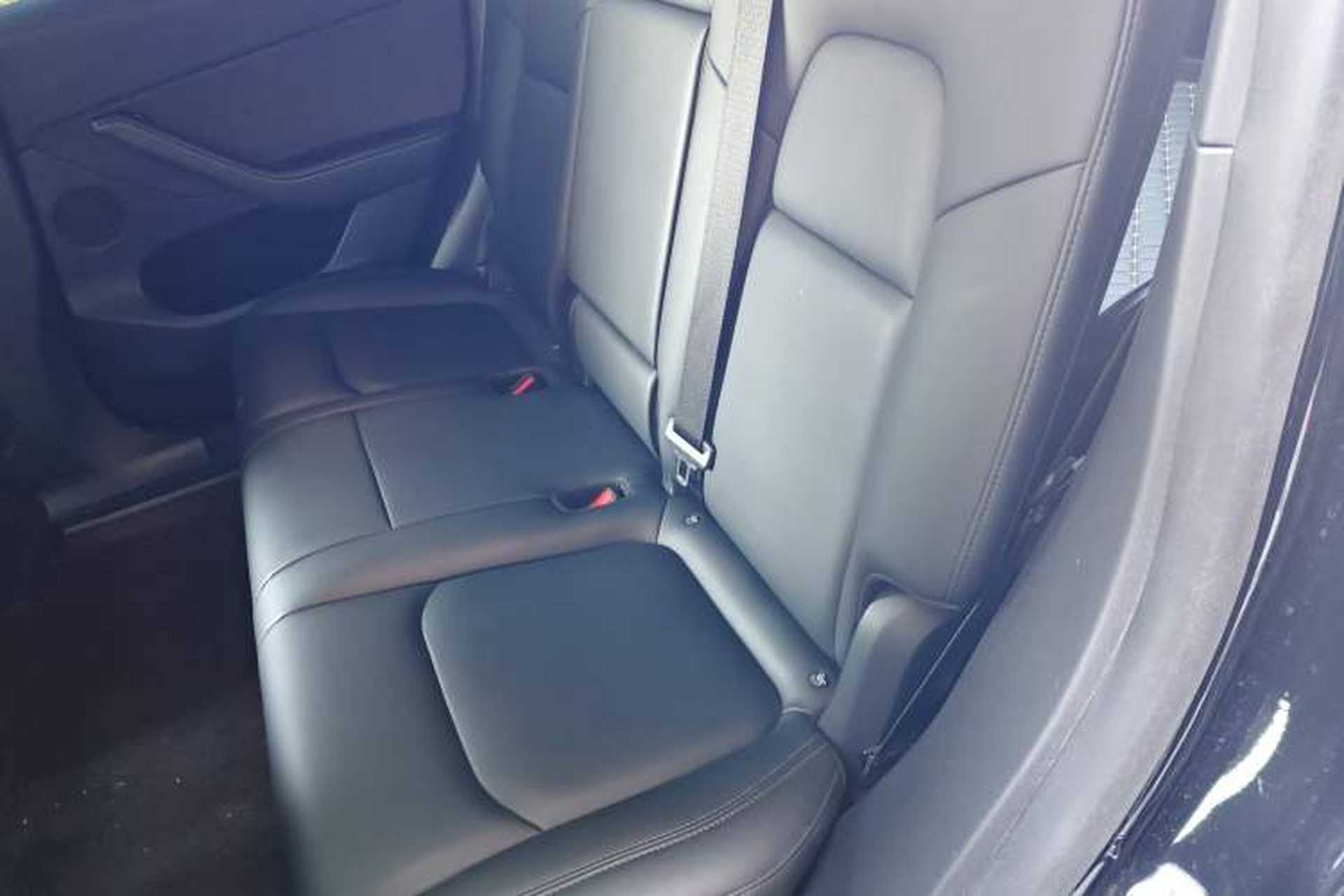 Used Tesla Model Y 2021 Long-Range All-Wheel-Drive Version Left Rear Seat