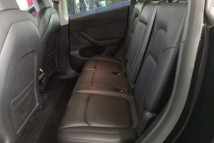 Used Tesla Model Y 2021 Long-Range All-Wheel-Drive Version 3D7 Left Rear Seat