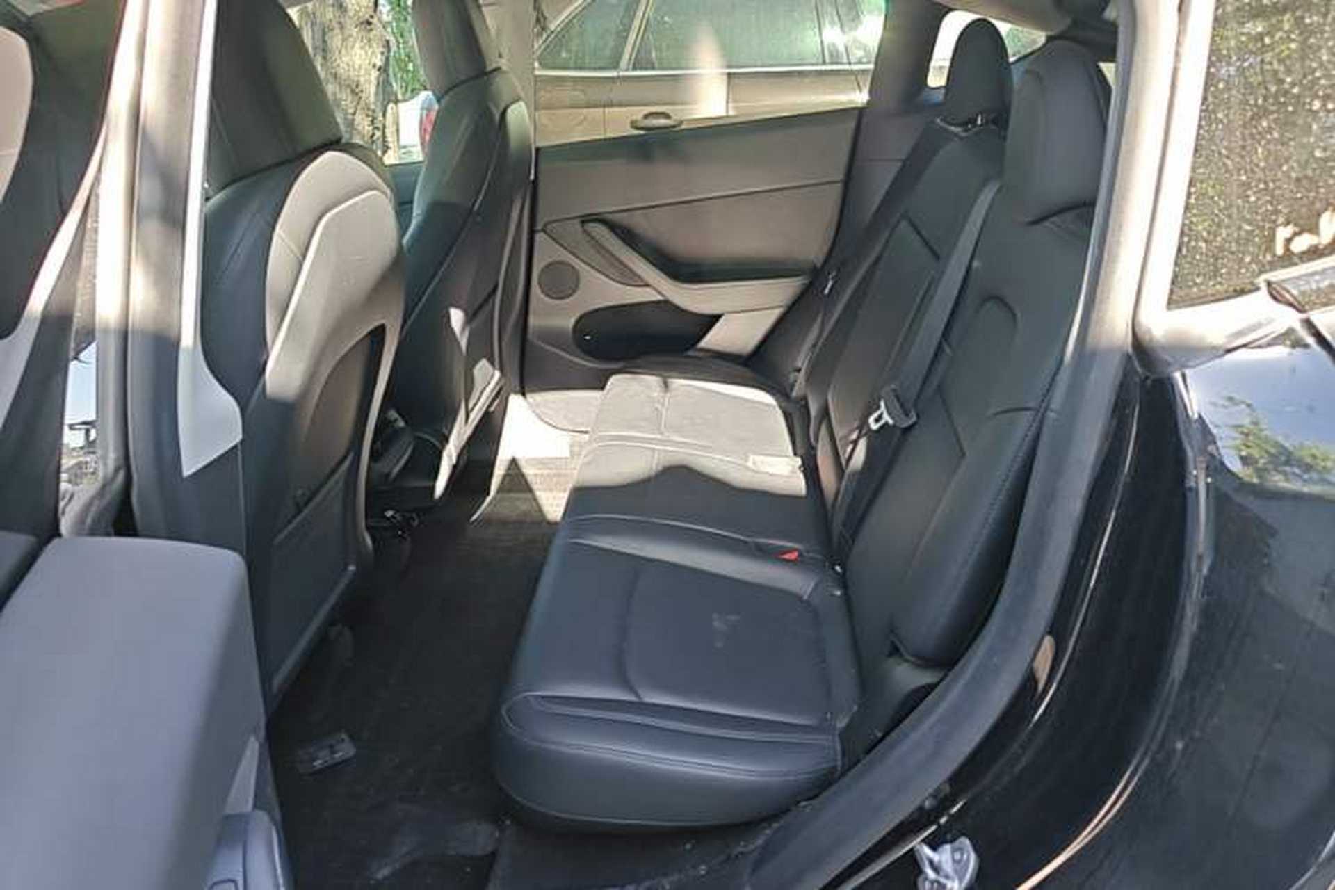 Used Tesla Model Y 2021 Long-Range All-Wheel-Drive Version Left Rear Seat