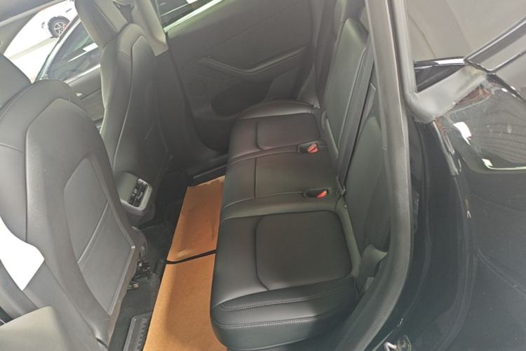 Used Tesla Model Y 2021 Standard Range Rear-Wheel Drive Version Left Rear Seat