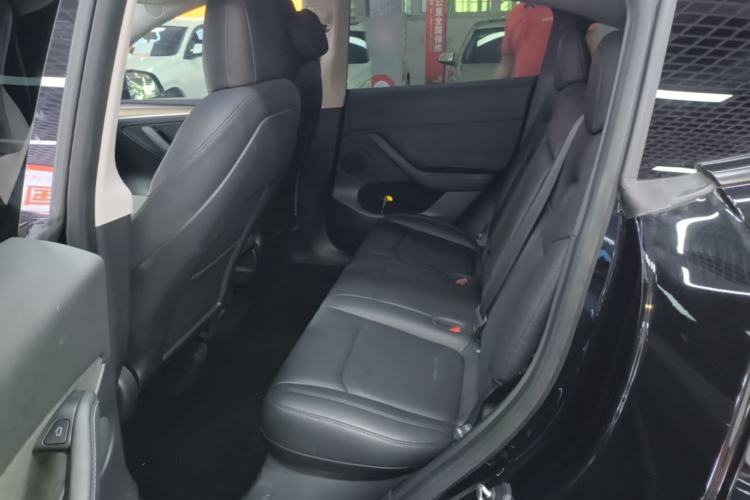 Used Tesla Model Y 2021 Standard Range Rear-Wheel Drive Version Left Rear Seat