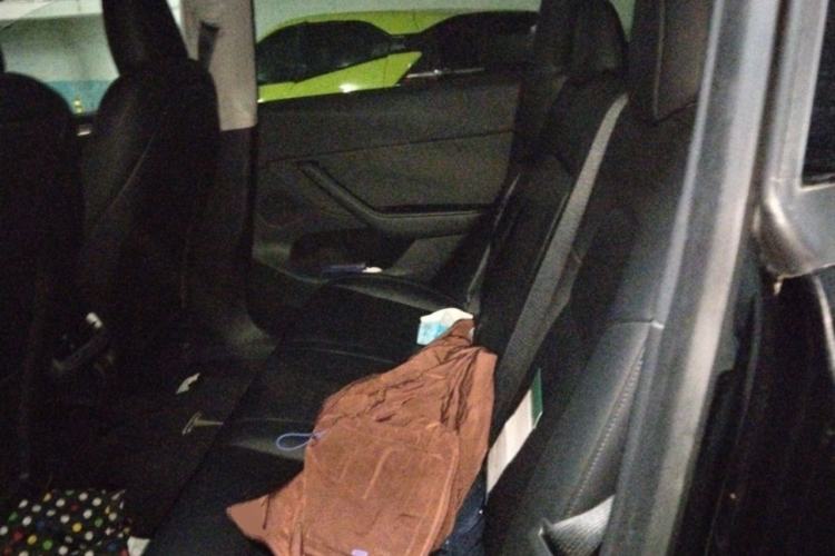 Used Tesla Model Y 2021 Standard Range Rear-Wheel Drive Version Left Rear Seat