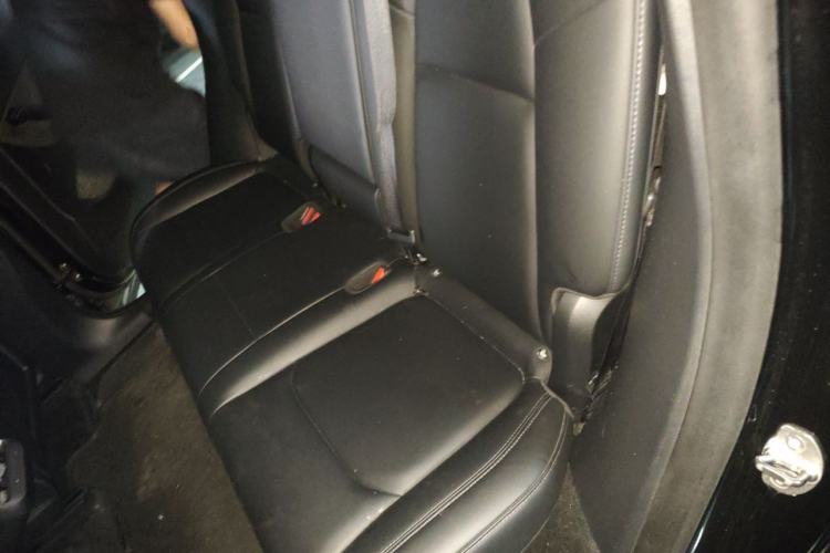 Used Tesla Model Y 2021 Standard Range Rear-Wheel Drive Version Left Rear Seat