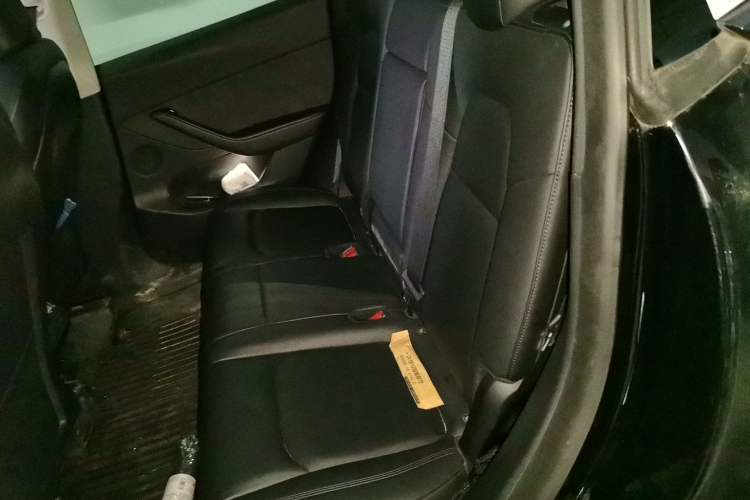 Used Tesla Model Y 2021 Long-Range All-Wheel-Drive Version 3D7 Left Rear Seat