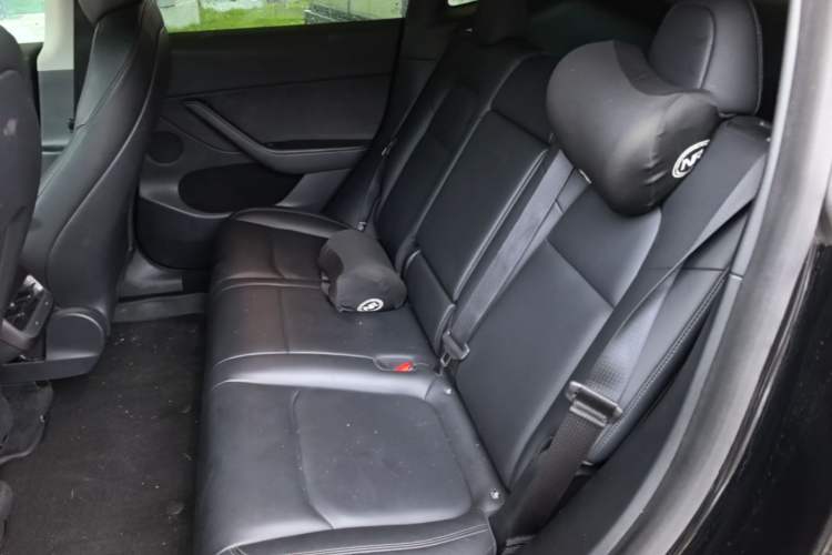 Used Tesla Model Y 2021 Standard Range Rear-Wheel Drive Version Left Rear Seat