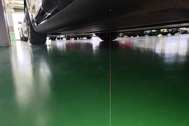 Used Tesla Model Y 2021 Long-Range All-Wheel-Drive Version 3D7 Left Side Sill