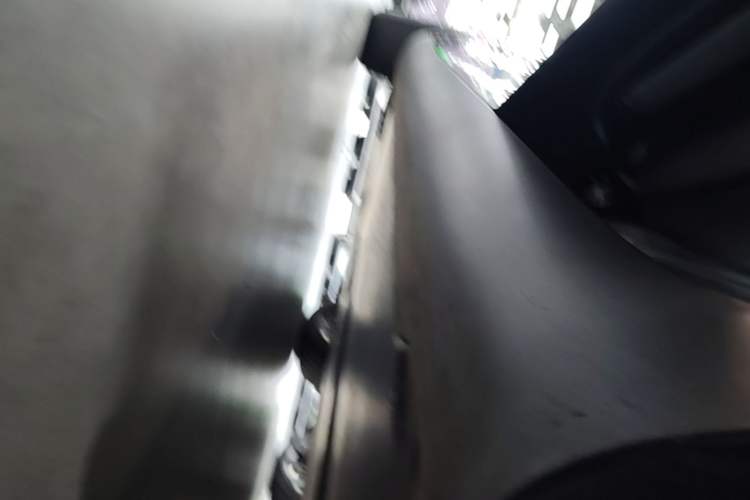 Used Tesla Model Y 2021 Standard Range Rear-Wheel Drive Version Left Side Sill